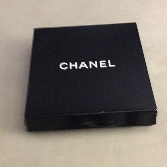 CHANEL gold BELT - Picture 6 of 9